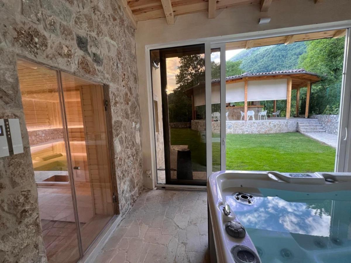 Family Spa Apartments Sunny&Shiny Savnik エクステリア 写真