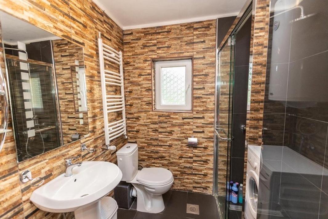 Family Spa Apartments Sunny&Shiny Savnik 部屋 写真