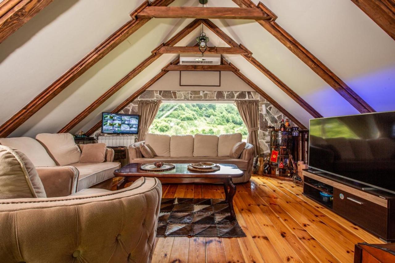 Family Spa Apartments Sunny&Shiny Savnik 部屋 写真