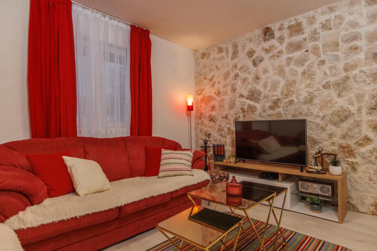 Family Spa Apartments Sunny&Shiny Savnik エクステリア 写真